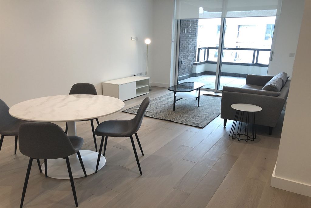Property photo 2 of 6 Open Plan
