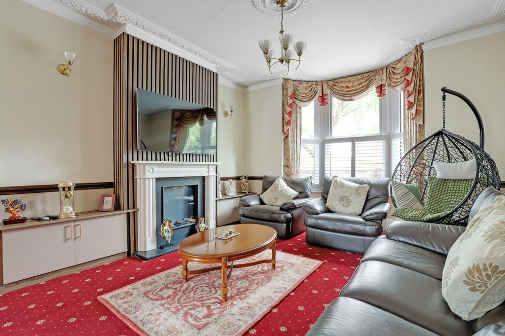 Property photo 2 of 14 04-c38Djhpropwpen - 17 Melvin Road - 7.Jpg