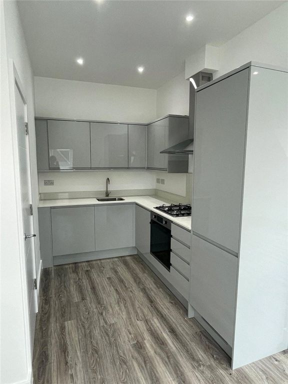 Property photo 2 of 5 Kitchen