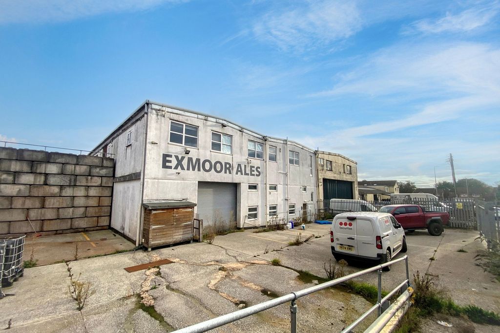 Property photo 1 of 8 Unit 5 Old Brewery Road, Wiveliscombe, Taunton, Ta4 2Pw