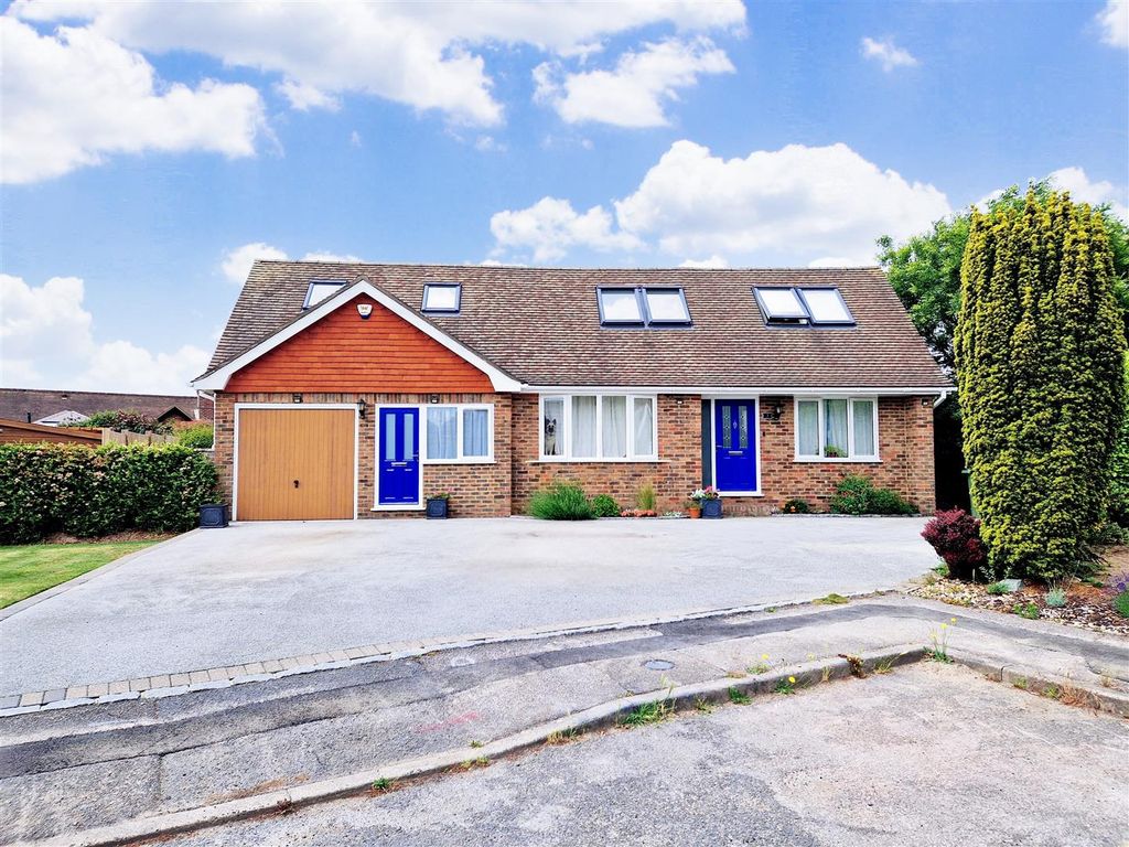 Property photo 1 of 30 Front