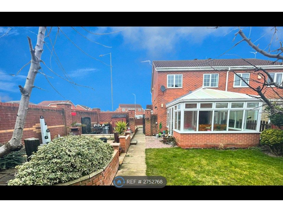 Property photo 2 of 6 Rear