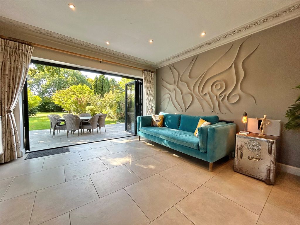 Property photo 3 of 21 Picture No. 38