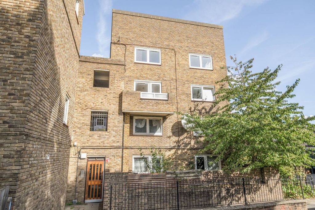 Property photo 1 of 19