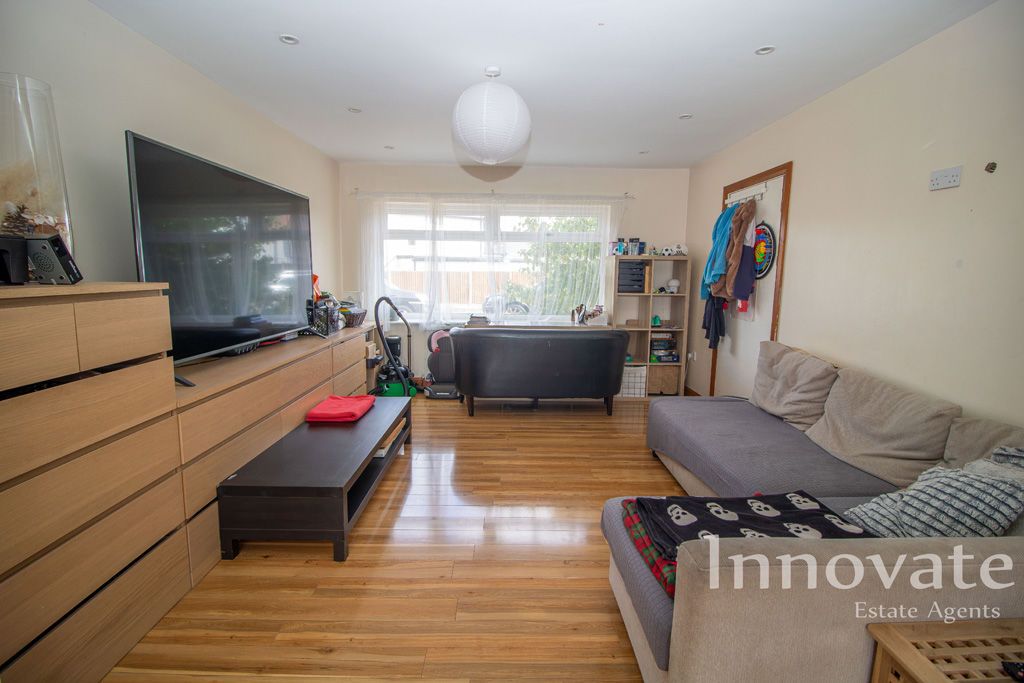 Property photo 2 of 10 Photo 2