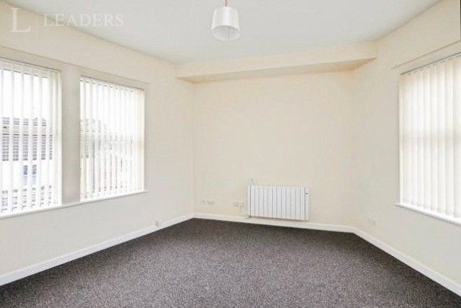 Property photo 3 of 6 Pbox-Img.Jpg