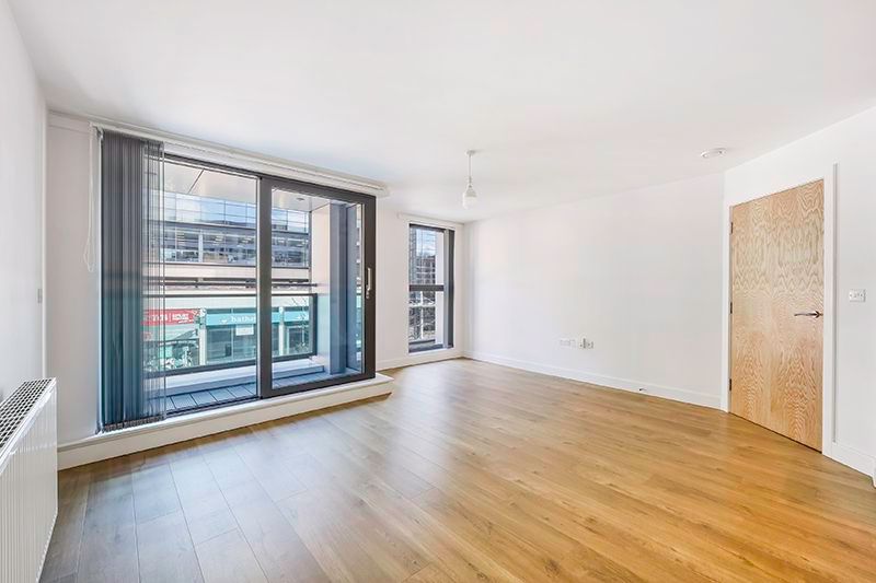 Property photo 3 of 11 H&Co.