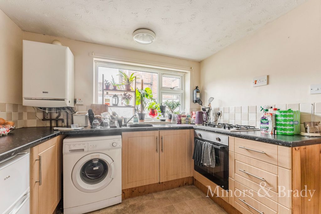 Property photo 2 of 7