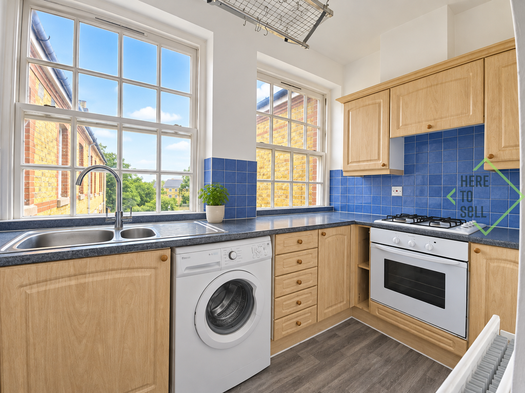 Property photo 2 of 12 Pringle House, Newsholme Drive, N21- Kitchen