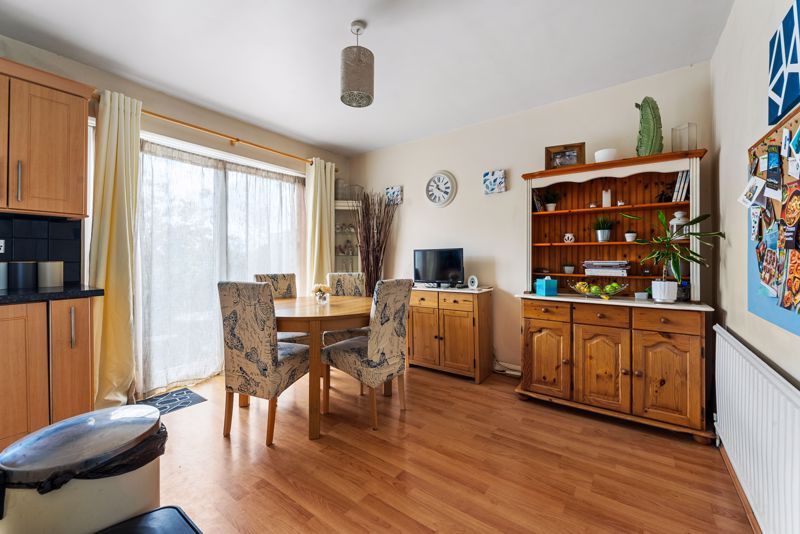 Property photo 3 of 14 Photo 9