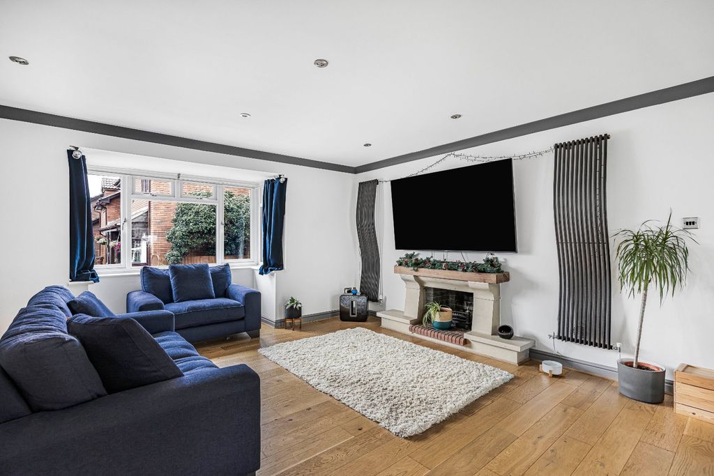 Property photo 3 of 18 Picture No. 09