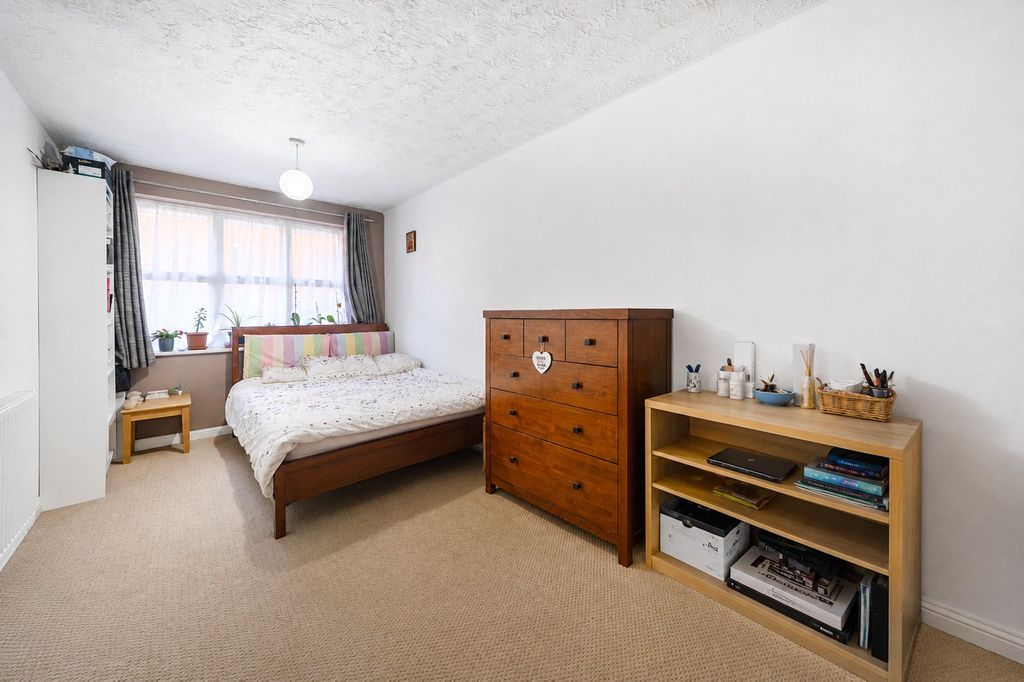 Property photo 3 of 10 Picture No. 28