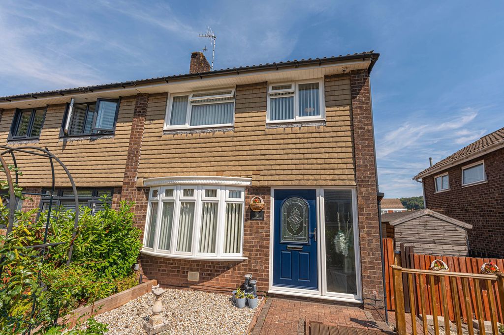 Property photo 1 of 55