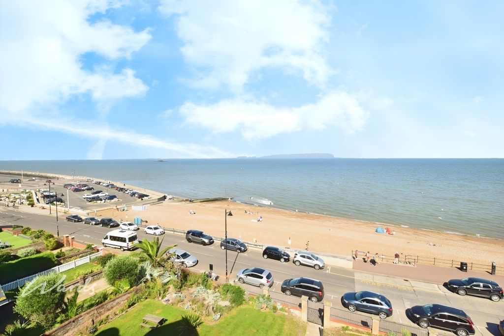 Property photo 3 of 10 Sea View
