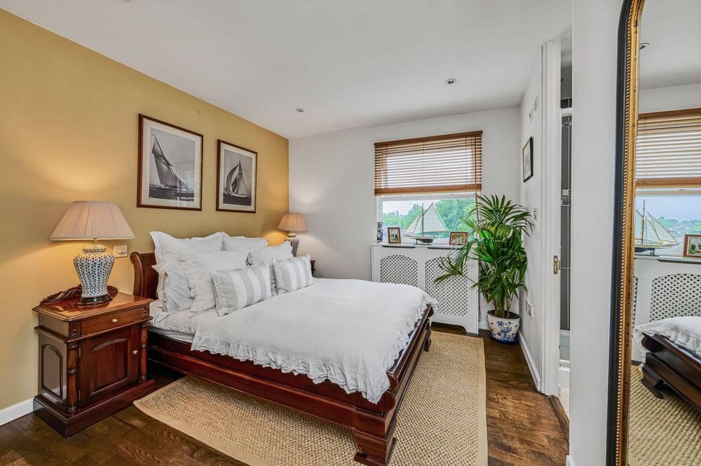 Property photo 3 of 12 Picture No. 23