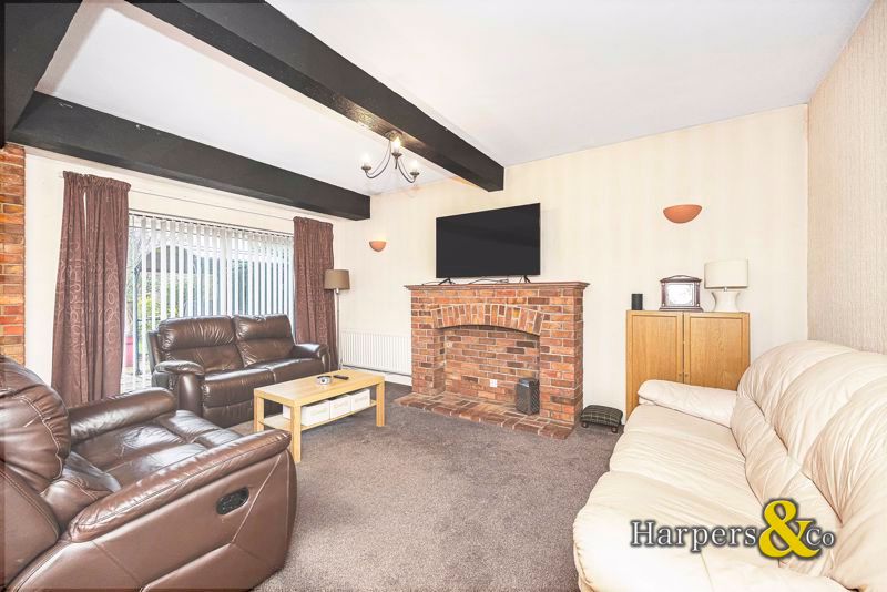 Property photo 3 of 34 Photo 14