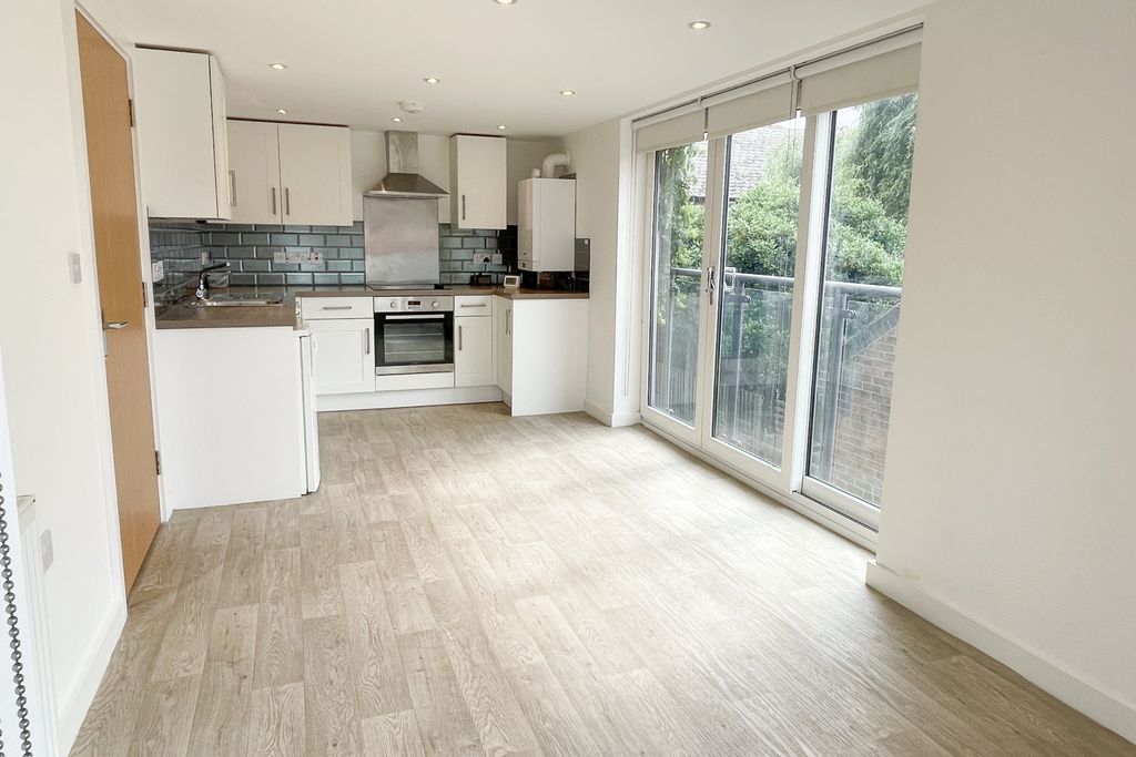 Property photo 3 of 7 3