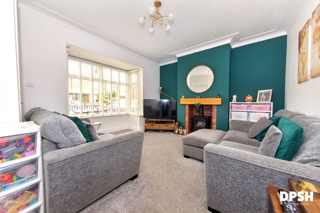 Property photo 2 of 24