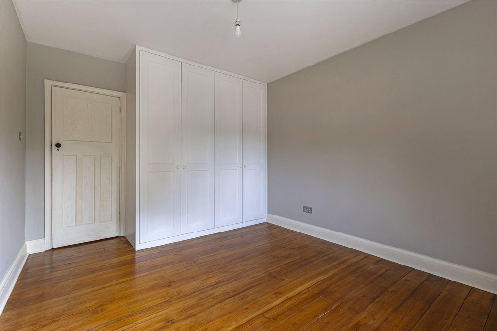 Property photo 3 of 14 Picture No. 23