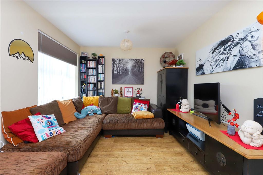 Property photo 3 of 15