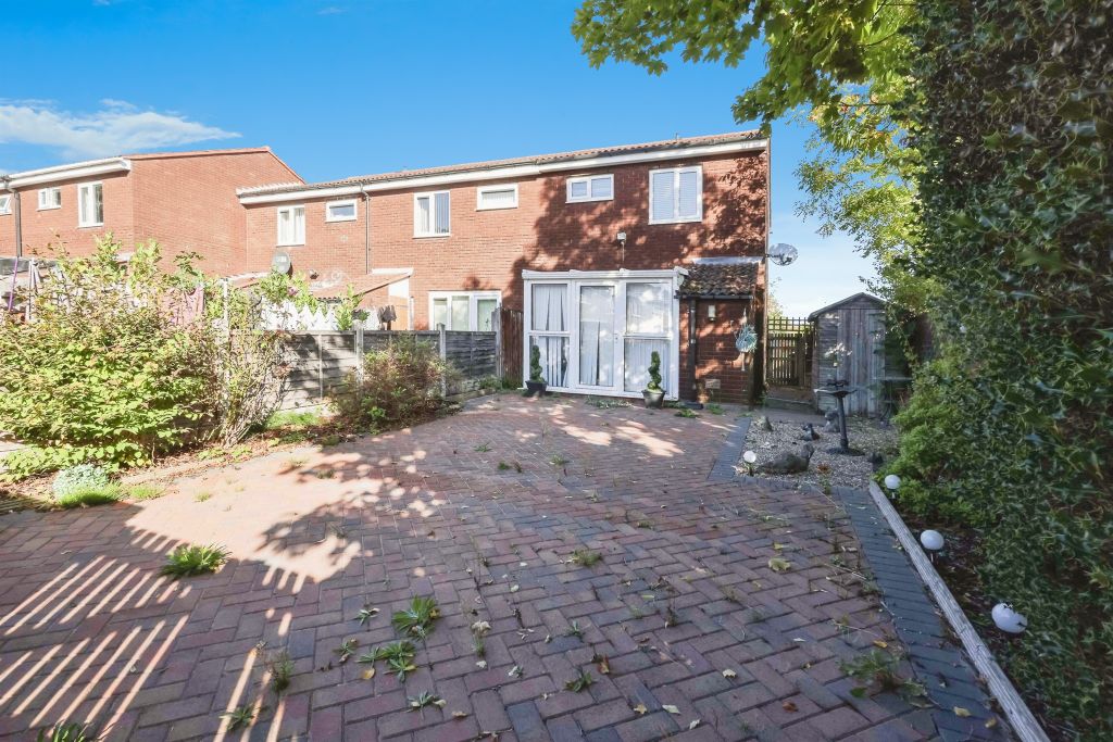 Property photo 1 of 17