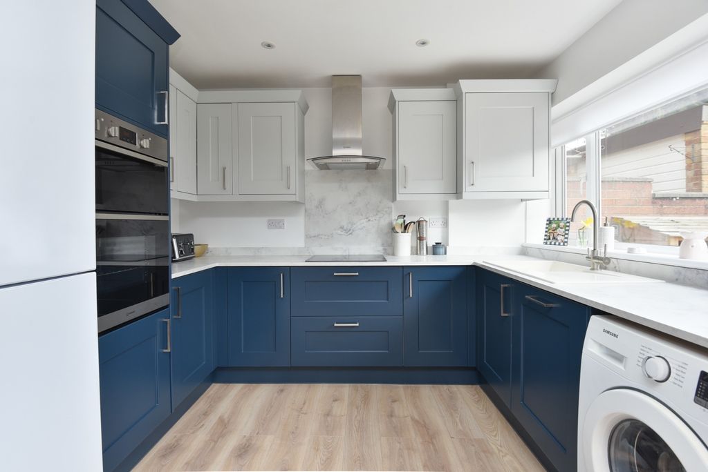 Property photo 3 of 26 48840114