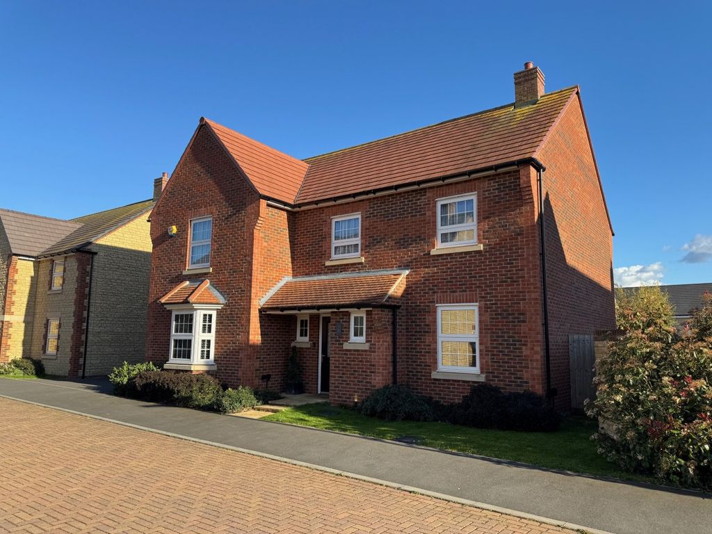 Property photo 1 of 32 Picture No. 53