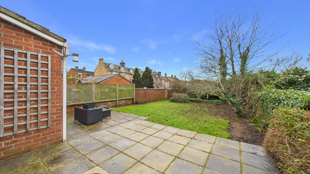 Property photo 3 of 15