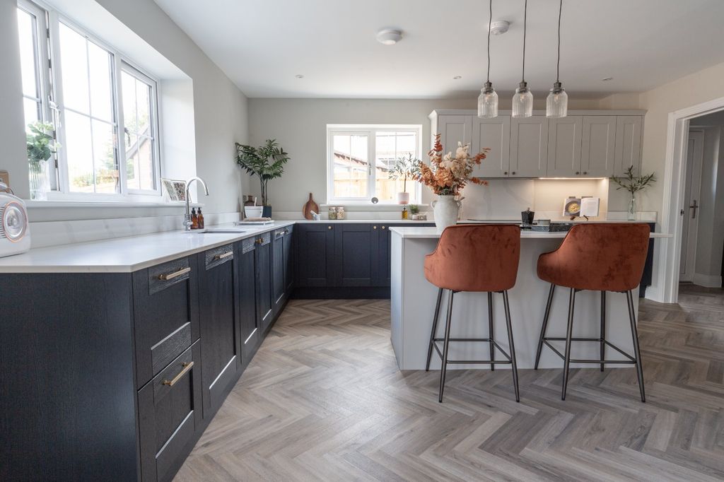 Property photo 3 of 11 Show Home Kitchen