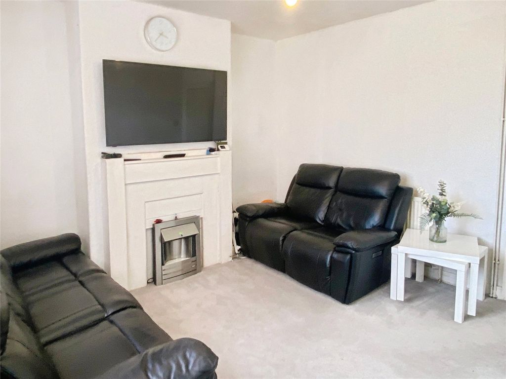 Property photo 2 of 8 Picture No. 07