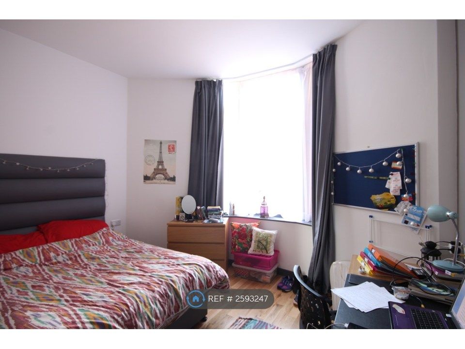 Property photo 3 of 6