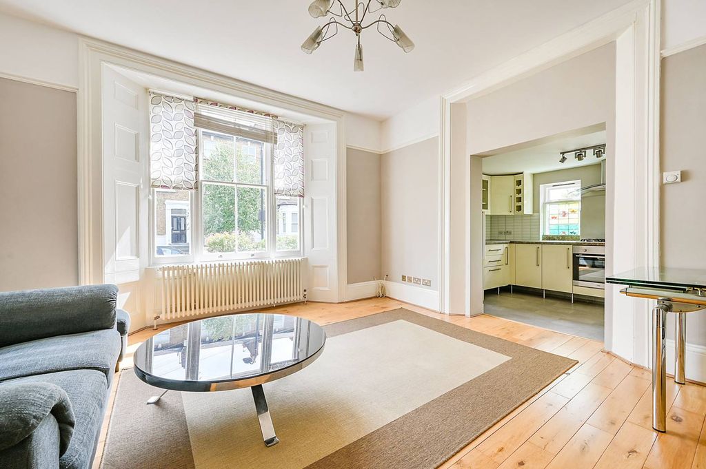 Property photo 3 of 10