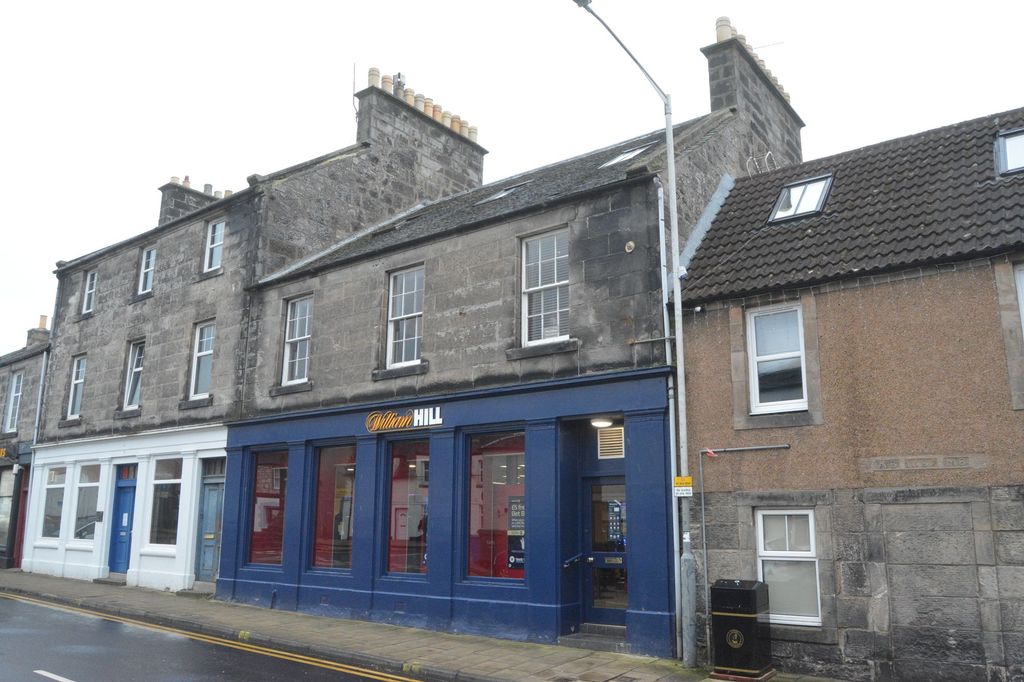 Property photo 1 of 32