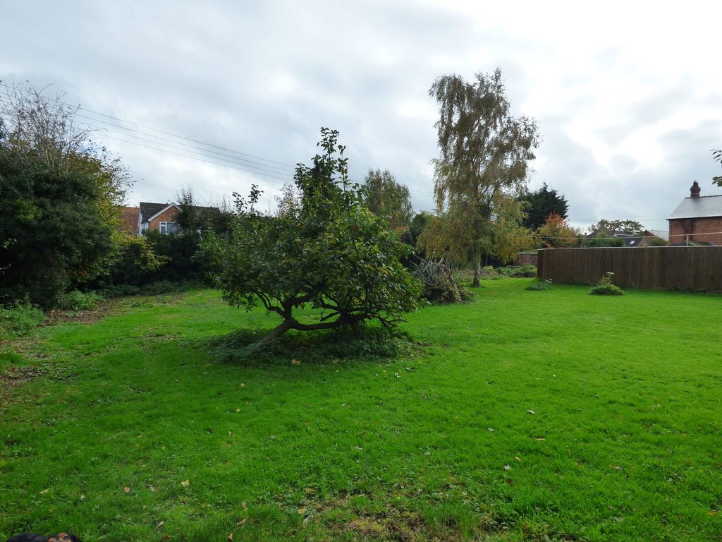 Property photo 3 of 6