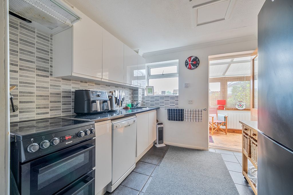 Property photo 3 of 20 1523761-12-1A0c86...