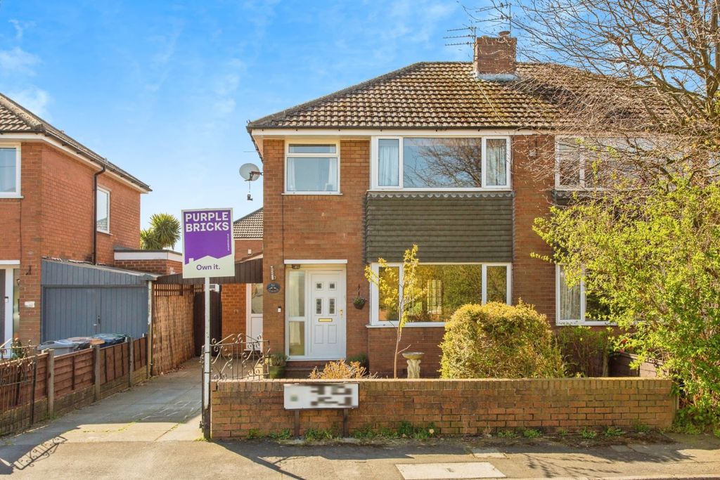 Property photo 1 of 15