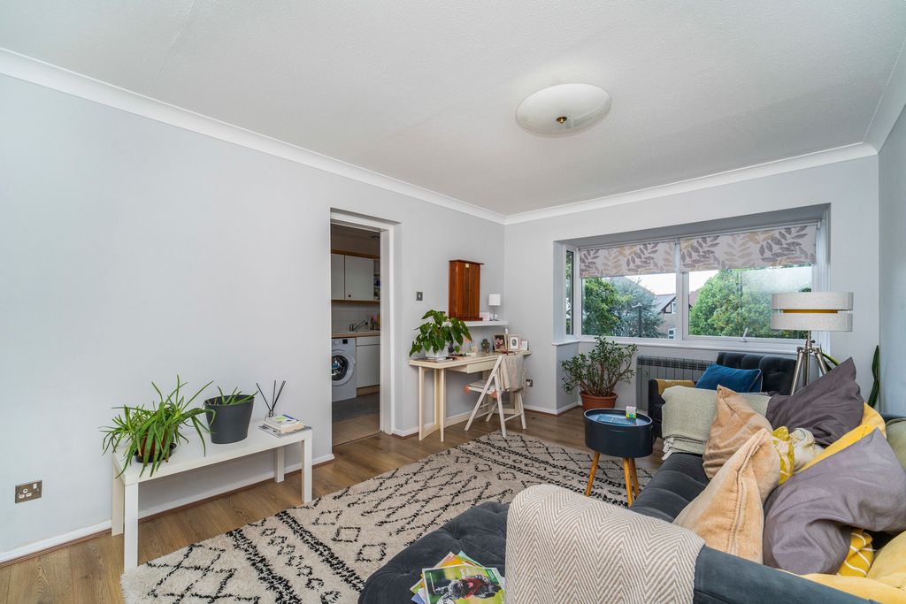 Property photo 1 of 17 Pbox-Img.Jpg