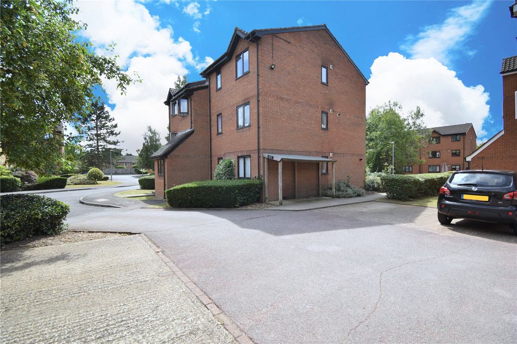 Property photo 1 of 10 Picture No. 17