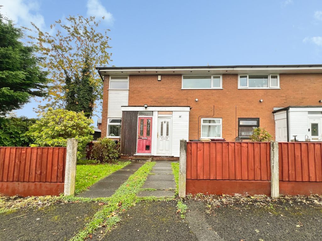 Property photo 1 of 11 External
