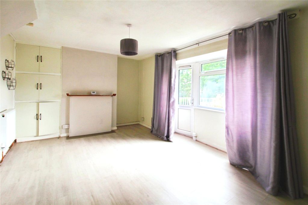 Property photo 1 of 6 Picture No. 23