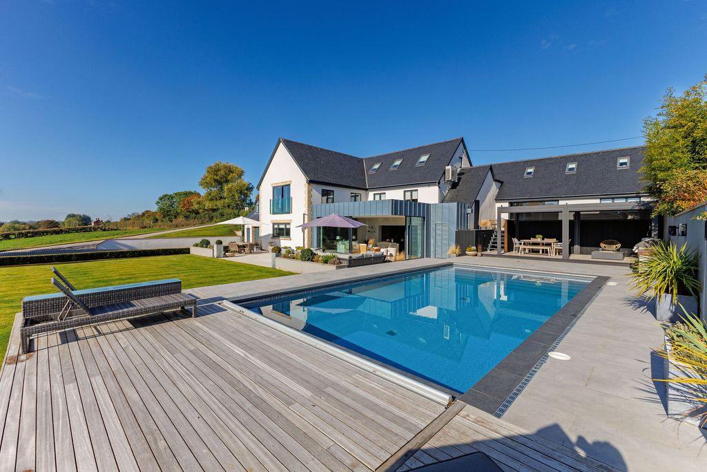 Property photo 1 of 36 Pool