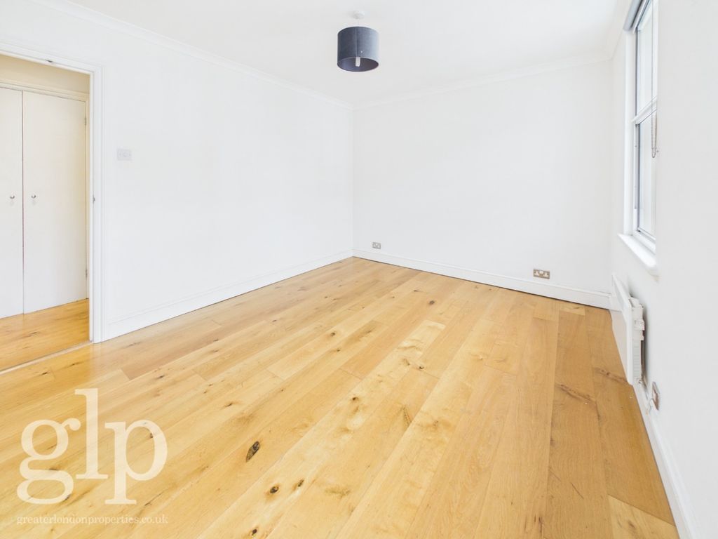 Property photo 3 of 22 5521035