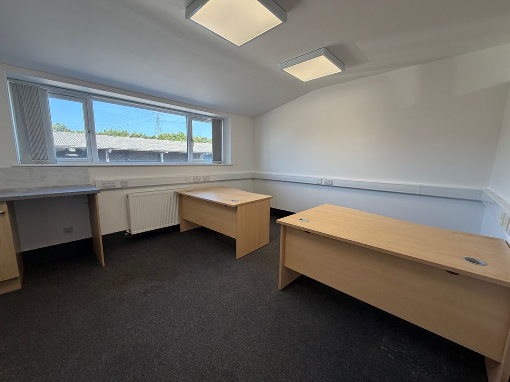 Property photo 2 of 47