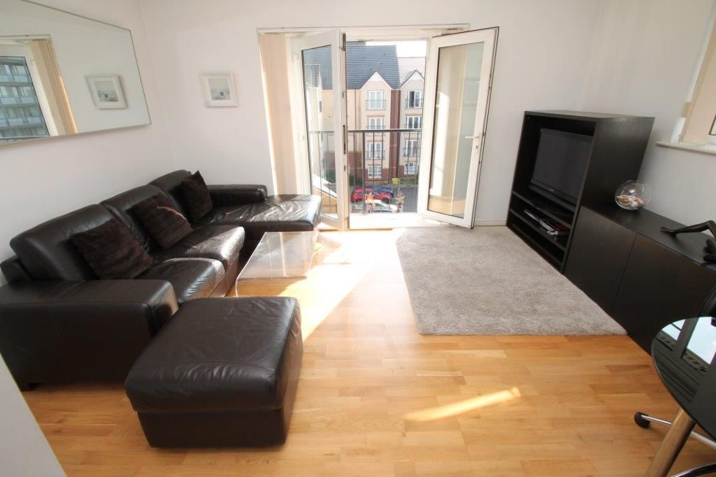 Property photo 2 of 10