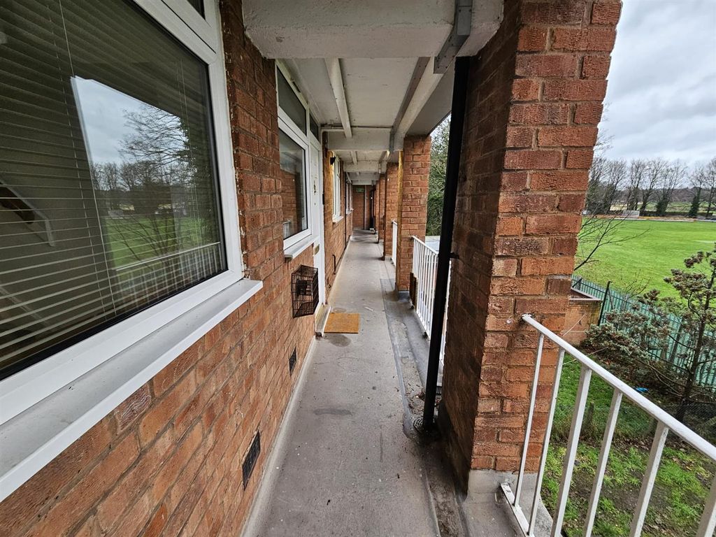 Property photo 2 of 21 Img-20251215-Wa0023.Jpg