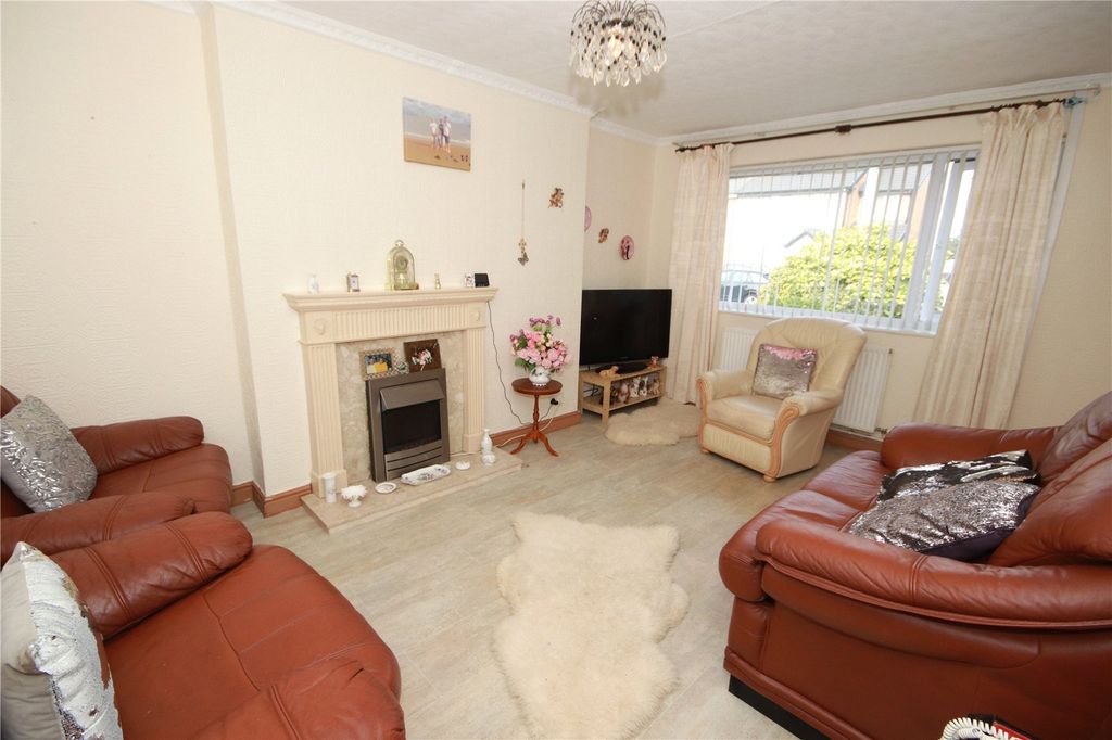 Property photo 2 of 13 Picture No. 09