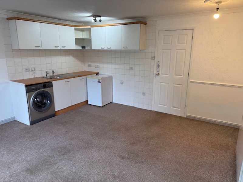 Property photo 3 of 12 Photo 3