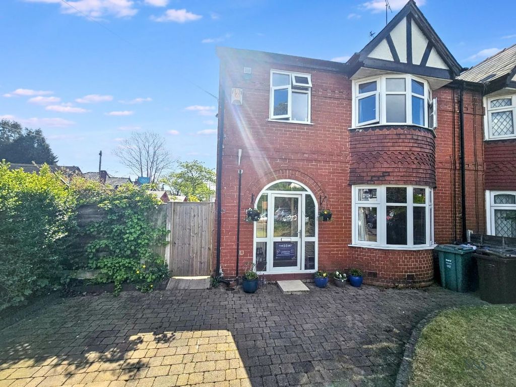 Property photo 1 of 28