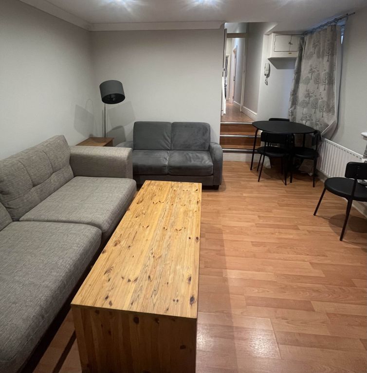 Property photo 3 of 7