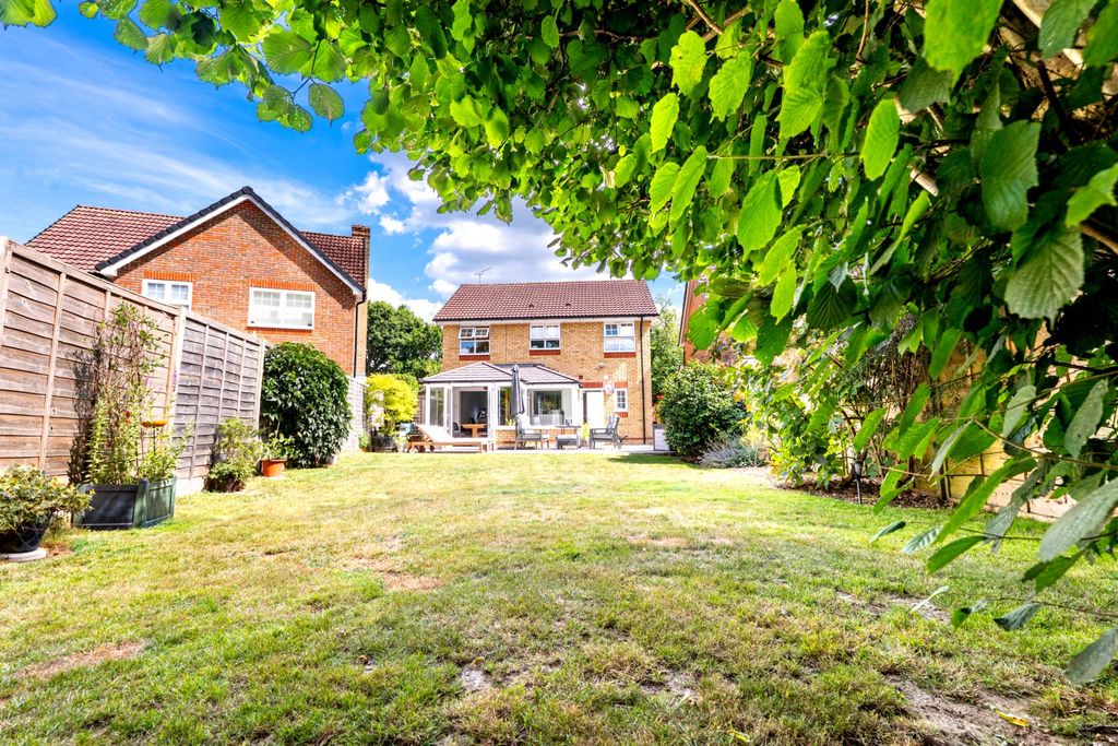 Property photo 2 of 30